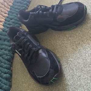 Black Adidas falcon